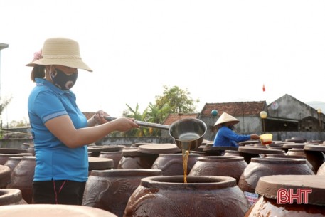 Cơ sở chế biến thủy hải sản Hà Tĩnh vào vụ sản xuất mới