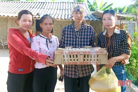 Đỡ đầu hộ chính sách bảo trợ xã hội nghèo - tâm huyết của phụ nữ Can Lộc