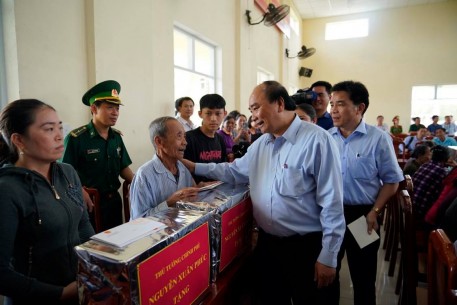 Chính phủ hỗ trợ người dân Hà Tĩnh bị thiệt hại nhà ở do thiên tai