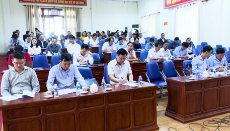 Đức Thọ: Triển khai đề án sản xuất vụ xuân năm 2021