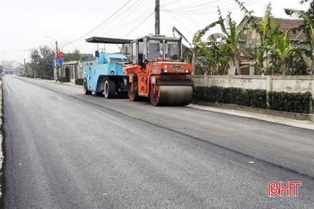 Huyện ven biển Hà Tĩnh phấn đấu thảm nhựa 44 km đường năm 2021