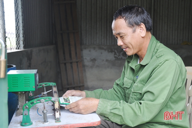 Những “đại gia chân đất” hùn vốn mở xưởng sản xuất men vi sinh ở Can Lộc