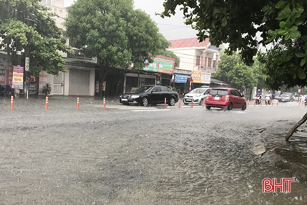 Hà Tĩnh đón gió mùa, cảnh báo mưa lớn và gió giật mạnh