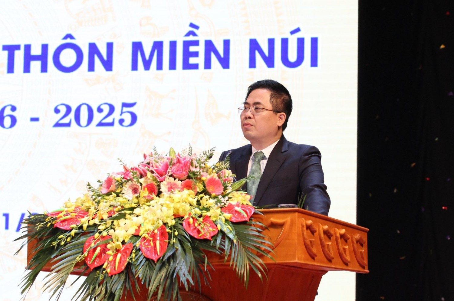 anh 1 TT Nguyen Hoang Giang(2)