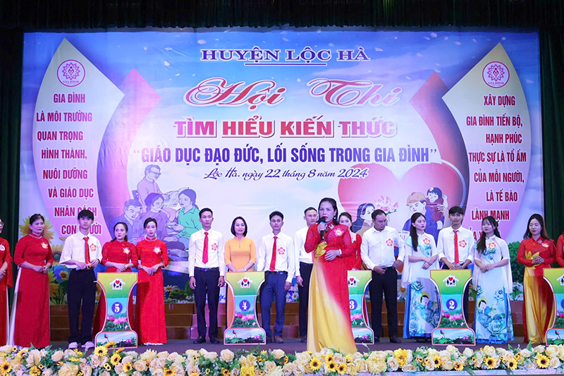 anh 3 phan thi kien thuc cua doi thach chau