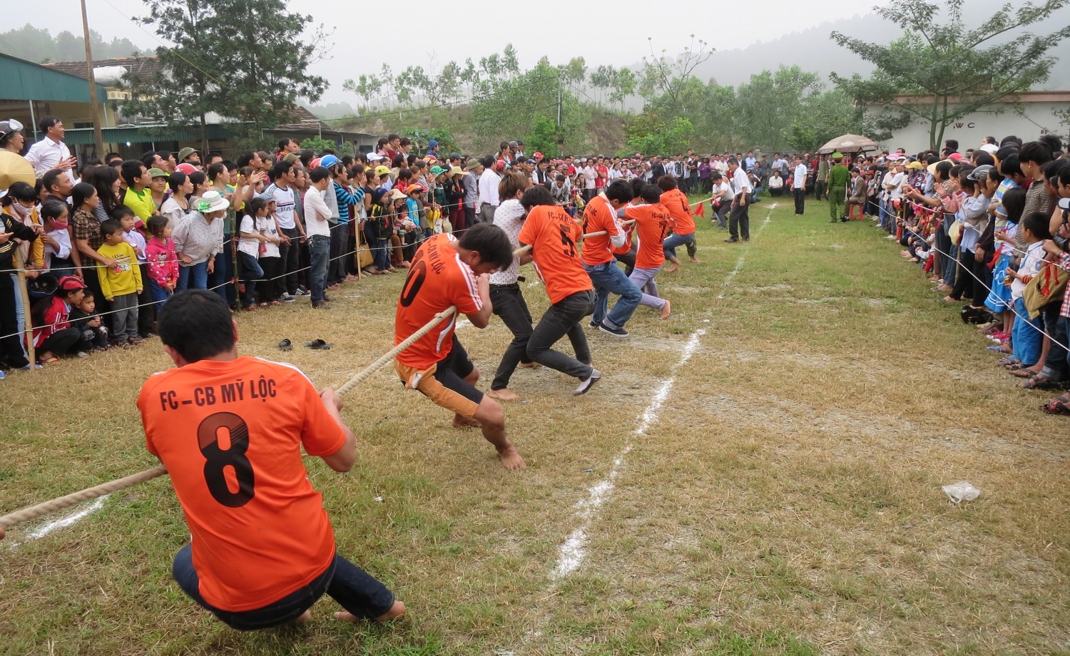 thi keo co la hoat dong thuong nien cua le hoi chua huong tich