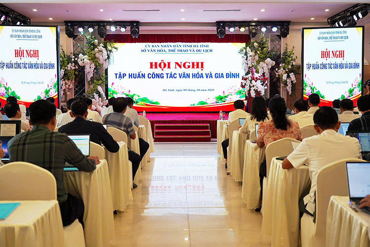 anh 1 toan canh lop tap huan