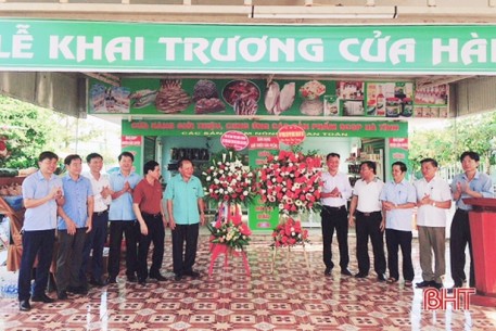 Khai trương cửa hàng giới thiệu sản phẩm OCOP tại Thiên Cầm