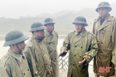 Điều tiết xả lũ an toàn vùng hạ du, chủ động ứng phó nguy cơ lở đất