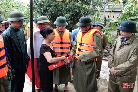 Triển khai phương án “4 tại chỗ”, Hương Sơn hạn chế tối đa thiệt hại do mưa lũ