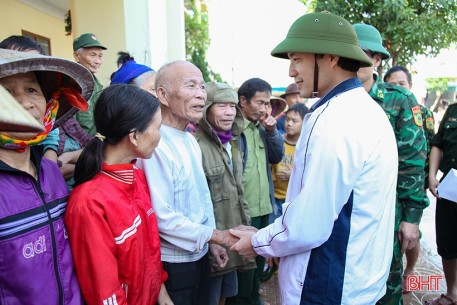 Triển khai một số nhiệm vụ cấp bách khắc phục hậu quả mưa lũ