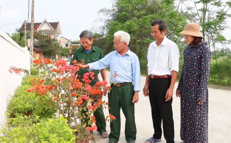 Bí thư kiêm Thôn trưởng Phạm Quang Diệu- Gánh “2 vai” tròn trách nhiệm