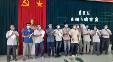 Ninh Thuận: Lễ ra mắt tổ nuôi thủy sản lồng bè đầu tiên trong tỉnh