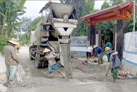 Hương Sơn đẩy mạnh thực hiện tháng cao điểm xây dựng nông thôn mới