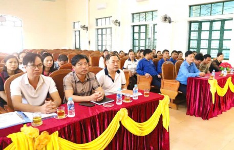 Hương Sơn: Khai giảng lớp học sản xuất phân bón hữu cơ