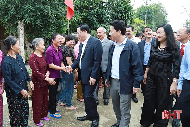 Phó Thủ tướng Vương Đình Huệ kiểm tra dự án Ngàn Trươi – Cẩm Trang